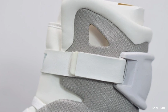 MAG NIKE 0907